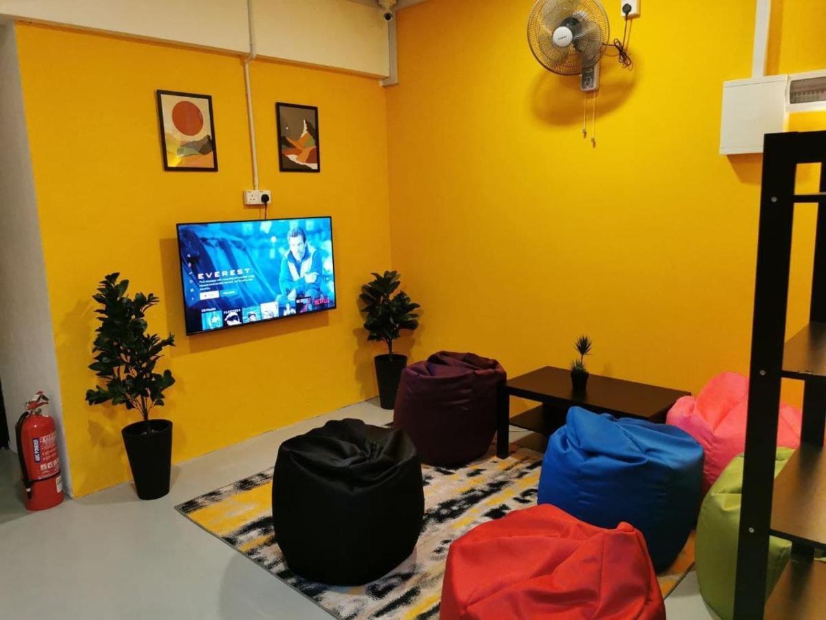 The Cocoon Capsule Hotel Cameron Highlands Exterior foto