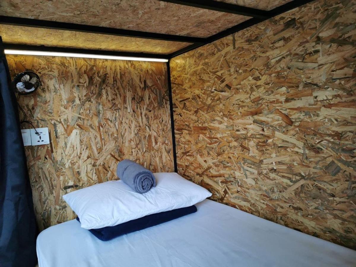 The Cocoon Capsule Hotel Cameron Highlands Exterior foto