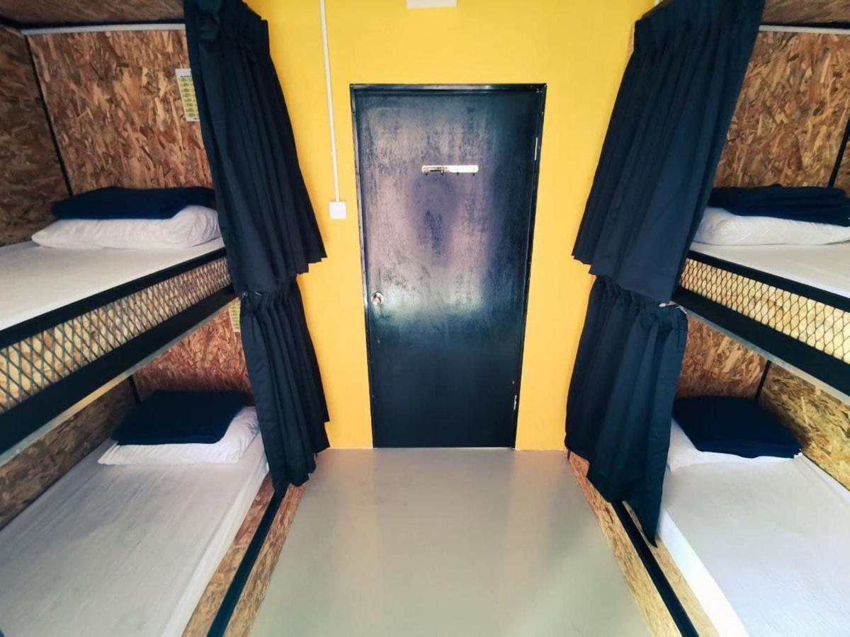 The Cocoon Capsule Hotel Cameron Highlands Exterior foto